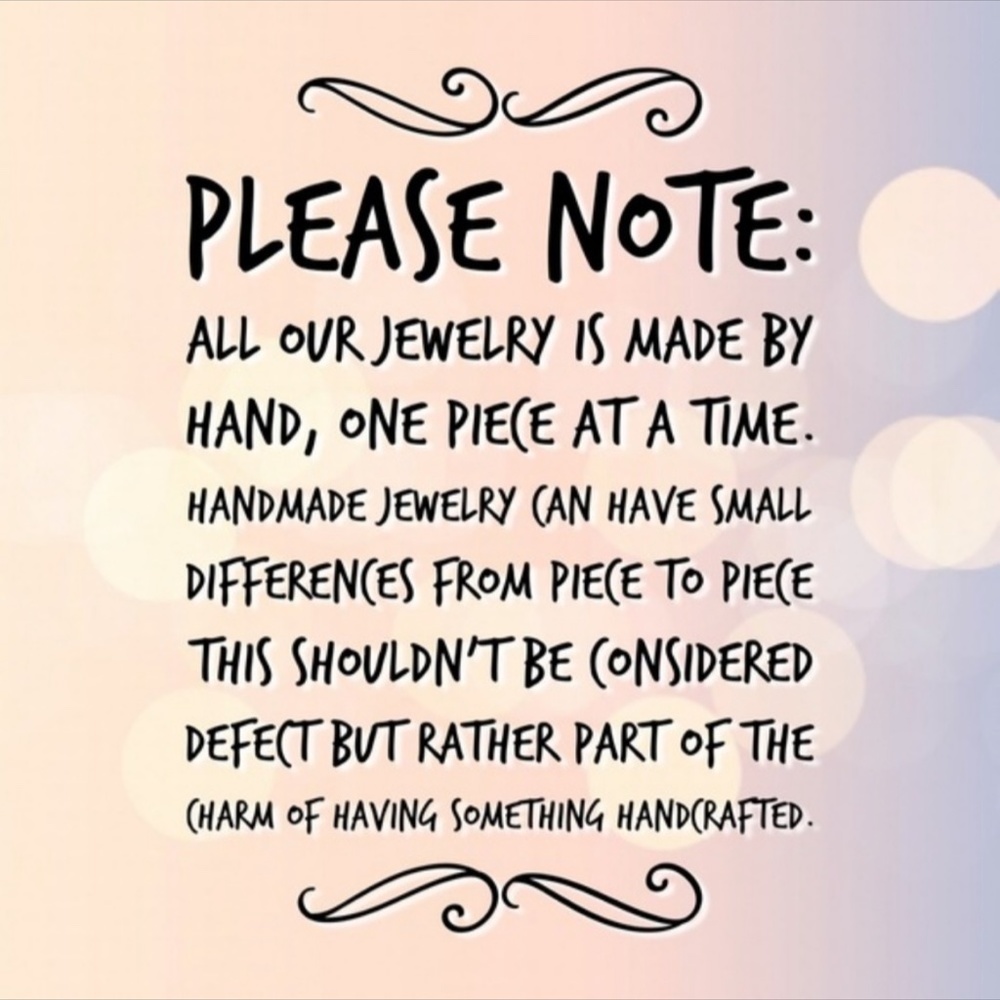 ‼️ONE LEFT‼️❄️☃️🆕Textured Chevron Ring - Picture 3 of 4